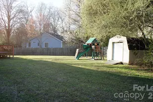 2308 Heathershire Ln, Matthews, NC 28105 - Photo 30