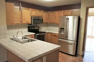 2308 Heathershire Ln, Matthews, NC 28105 - Photo 10