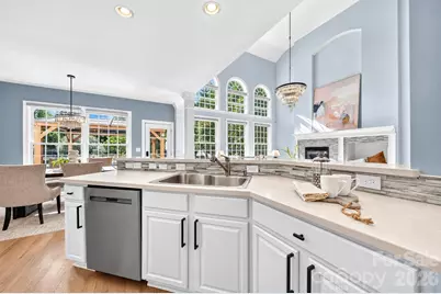 11528 Essex Fells Drive, Charlotte, NC 28277 - Photo 14