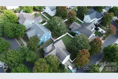 18706 Coachmans Trace, Cornelius, NC 28031 - Photo 2