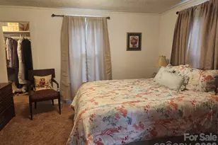 1327 21st Street Street NE, Hickory, NC 28601 - Photo 12