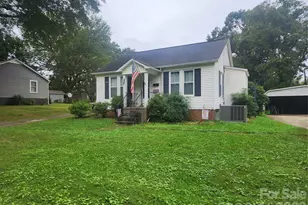 1327 21st Street Street NE, Hickory, NC 28601 - Photo 1