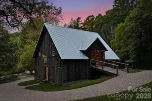 404 Old Bristol Rd, Boone, NC 28607 - Photo 4