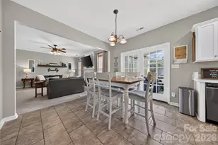 5725 Lindley Crescent Dr, Indian Trail, NC 28079 - Photo 8