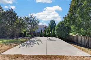 5725 Lindley Crescent Dr, Indian Trail, NC 28079 - Photo 22