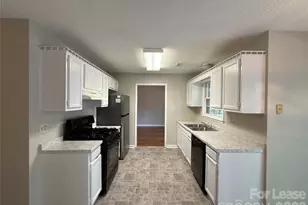 3505 Fortis Ln, Matthews, NC 28105 - Photo 6