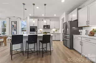7517 Bainbridge Rd, Sherrills Ford, NC 28673 - Photo 6