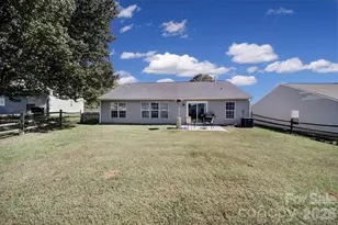 137 Bosburg Dr, Mooresville, NC 28115 - Photo 26