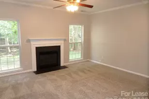 2220 Waters Trail Dr, Charlotte, NC 28216 - Photo 4