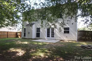 2220 Waters Trail Dr, Charlotte, NC 28216 - Photo 12