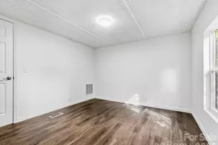 8 Teal Ln, Candler, NC 28715 - Photo 32