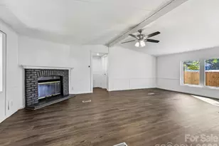 8 Teal Ln, Candler, NC 28715 - Photo 10