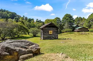 1090 Maple Spgs Dr, Waynesville, NC 28785 - Photo 46