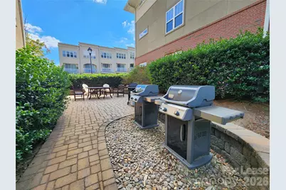 1308 Kenilworth Avenue #420, Charlotte, NC 28203 - Photo 16