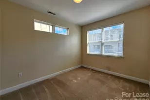 1308 Kenilworth Ave, Charlotte, NC 28203 - Photo 10
