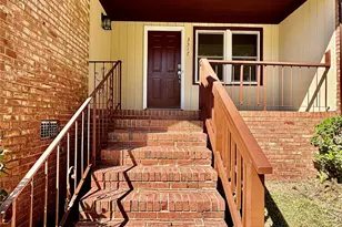 3517 Cross Winds Dr, Charlotte, NC 28227 - Photo 2