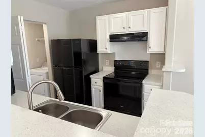 1063 Triece Lane, Charlotte, NC 28215 - Photo 8