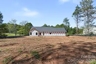 4062 Fairview Dr, Maiden, NC 28650 - Photo 38