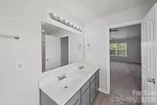 13913 Sugar Oats Ln, Charlotte, NC 28213 - Photo 22