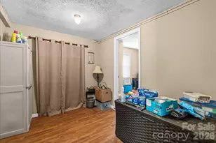 1313 Carolina Ave, Roanoke Rapids, NC 27870 - Photo 18