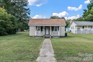 1313 Carolina Ave, Roanoke Rapids, NC 27870 - Photo 2