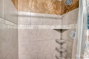 301 Knollwood Dr, Forest City, NC 28043 - Photo 22