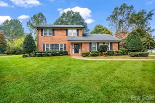 301 Knollwood Dr, Forest City, NC 28043 - Photo 1