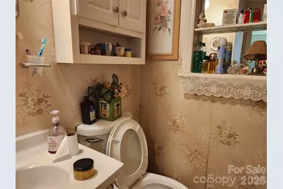 3012 Burbank Drive, Charlotte, NC 28216 - Photo 8
