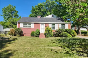 3012 Burbank Dr, Charlotte, NC 28216 - Photo 1