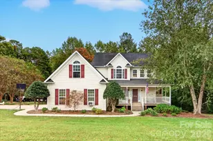 8705 Dartmoor Pl, Charlotte, NC 28227 - Photo 1