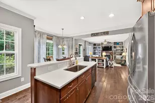 8705 Dartmoor Pl, Charlotte, NC 28227 - Photo 20