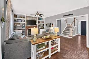 8705 Dartmoor Pl, Charlotte, NC 28227 - Photo 16