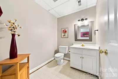 354 41st Avenue Place NW, Hickory, NC 28601 - Photo 32