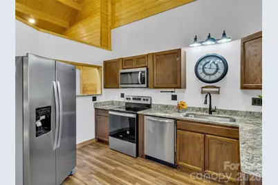 200 Linsonwood Ridge, Waynesville, NC 28786 - Photo 10