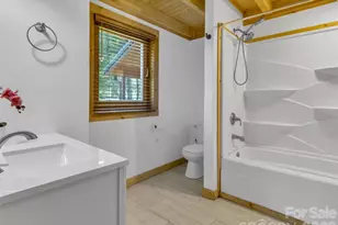200 Linsonwood Ridge, Waynesville, NC 28786 - Photo 14