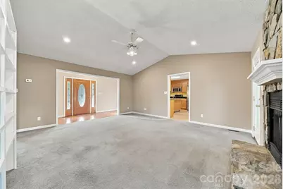1119 Edgefield Lane, Newton, NC 28658 - Photo 2