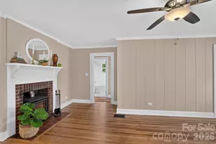 409 Lockhart Rd, Tryon, NC 28782 - Photo 10