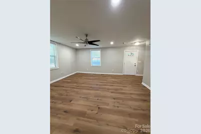 1015 4th Avenue, Gastonia, NC 28052 - Photo 8