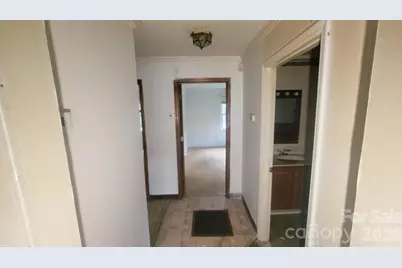 910 W Mauney Avenue, Gastonia, NC 28052 - Photo 10