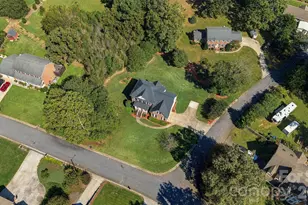 4858 Elmhurst Dr NE, Hickory, NC 28601 - Photo 44