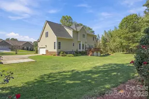 4858 Elmhurst Dr NE, Hickory, NC 28601 - Photo 42