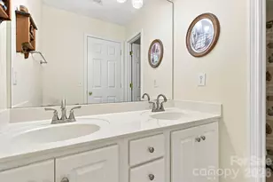 4858 Elmhurst Dr NE, Hickory, NC 28601 - Photo 28