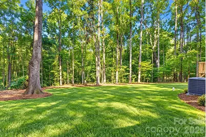 1020 Freedom Drive, Statesville, NC 28625 - Photo 24
