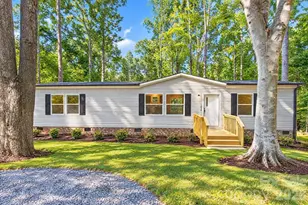 1020 Freedom Dr, Statesville, NC 28625 - Photo 2