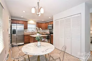 1344 Edgewater Dr, Charlotte, NC 28210 - Photo 8