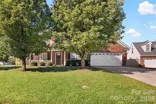 156 Rusty Nail Dr, Mooresville, NC 28115 - Photo 2