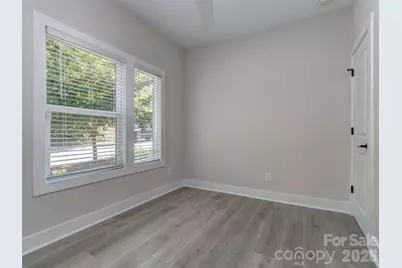 834 Van Every Street, Charlotte, NC 28205 - Photo 8