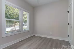 834 Van Every St, Charlotte, NC 28205 - Photo 8