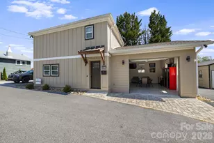 607 Kanuga Rd, Hendersonville, NC 28739 - Photo 40