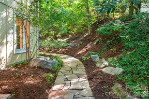 112 Rhododendron Ave, Black Mountain, NC 28711 - Photo 6